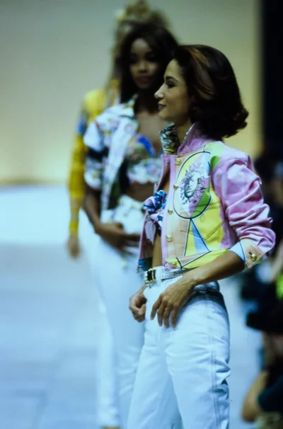 Look 77